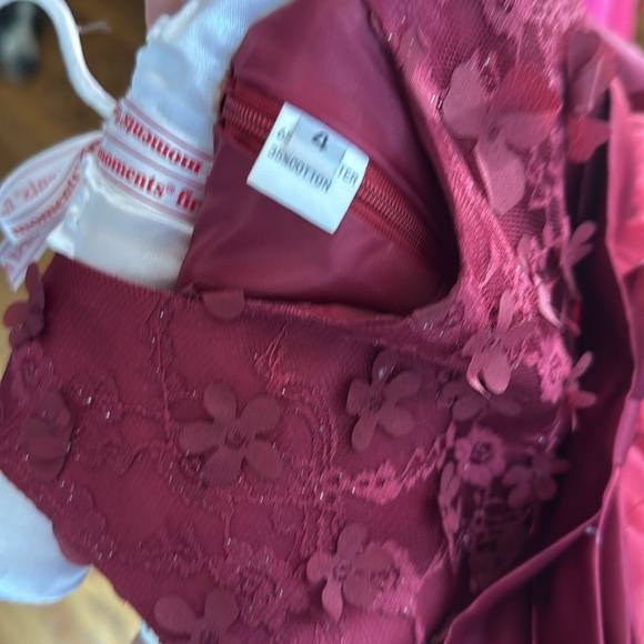 Elegant Burgundy Girls Dress with Bow size 4 - Picture 4 of 4